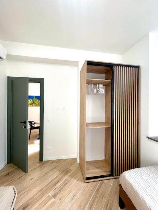 Appartement Lb Silviocentro à Palerme Extérieur photo